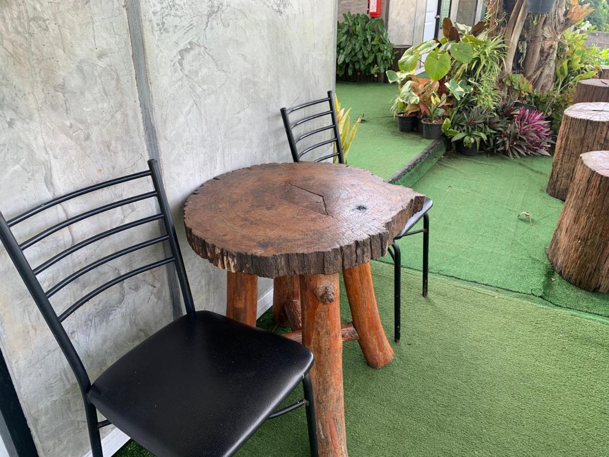 Krathom Doi Luang Otel Chiang Dao Dış mekan fotoğraf